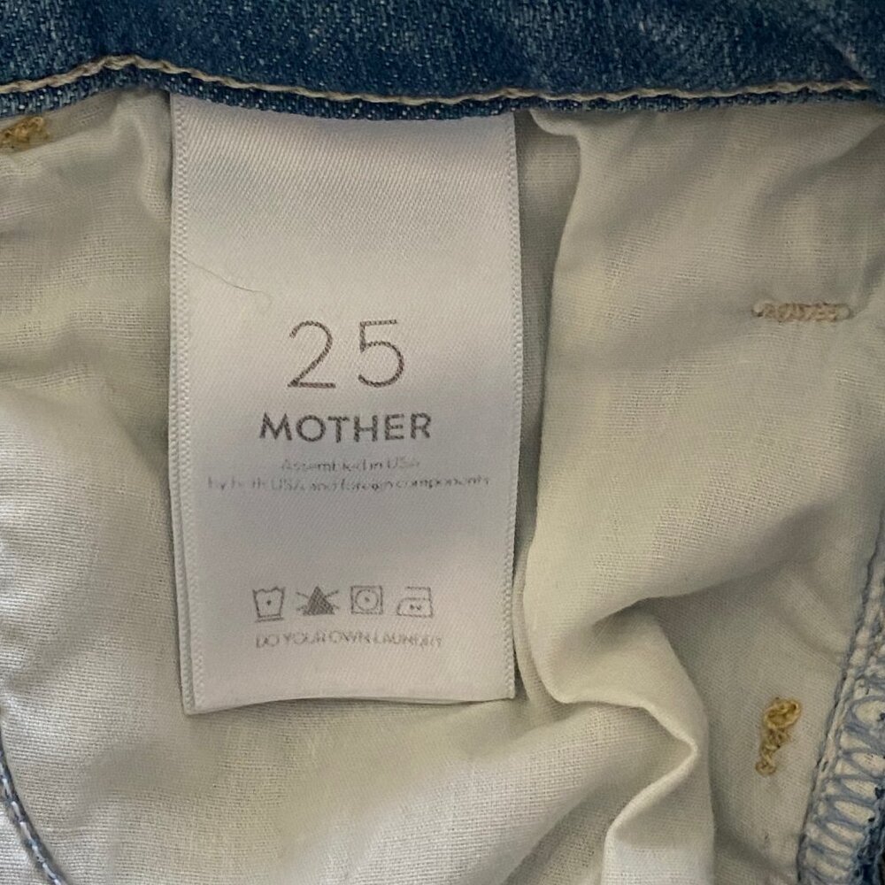 Mother The Hustler Ankle Chew Jeans Distressed Drinking By The Pool 25 - Picture 12 of 16
